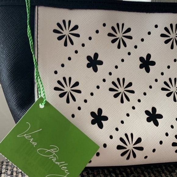 💙 Vera Bradley Wristlet - Picture 2 of 6